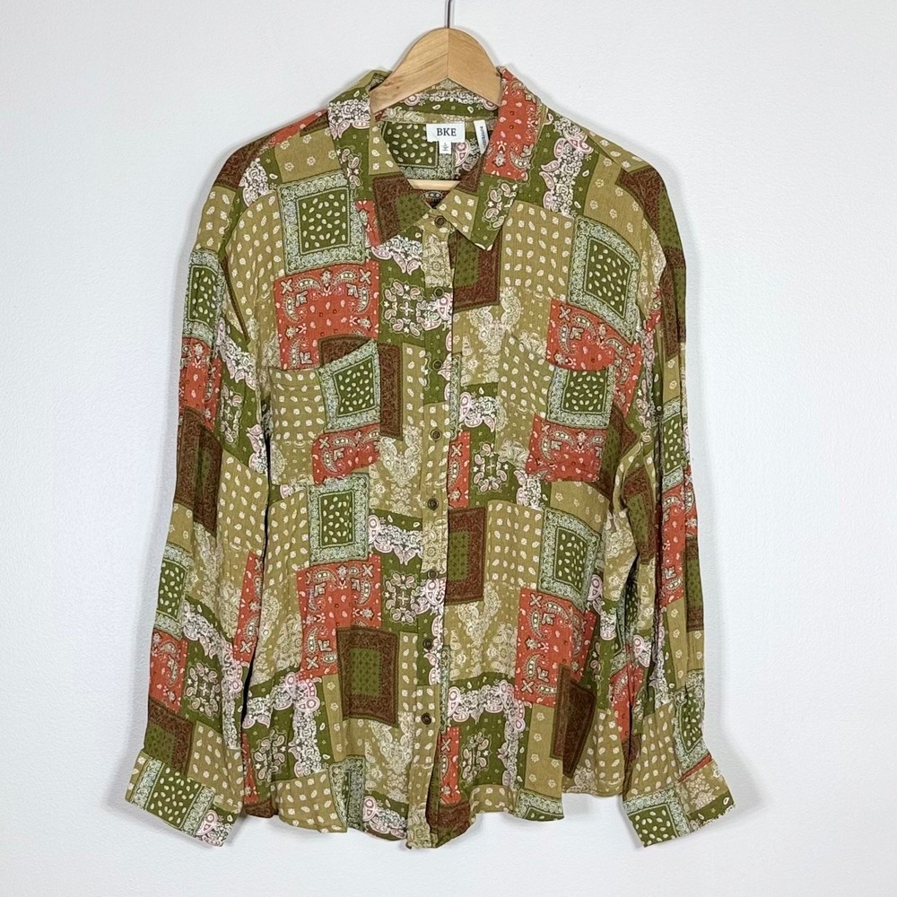 BKE Womens Boyfriend Button Up Top Size L Green Patchwork Bandana Paisley Boho